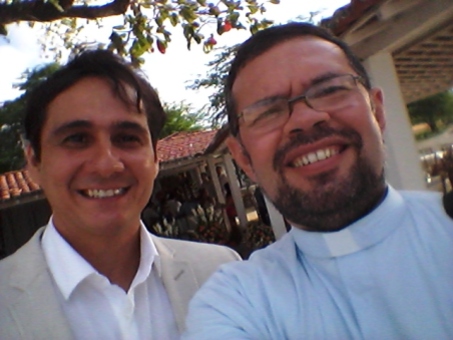 Padre Jorge Aquino_Tiago e vitória_01